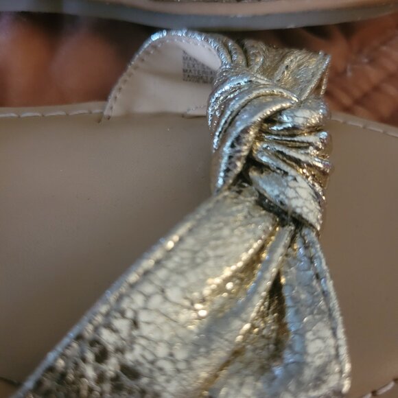 NWT Cat & Jack Sandals - Picture 3 of 4